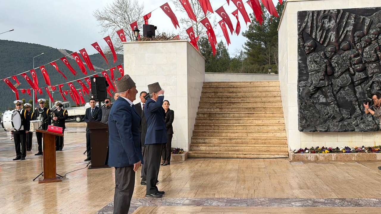 Muğla’da Çanakkale Zaferi’nin 111. Yılında Şehitler Dualarla Anıldı 3